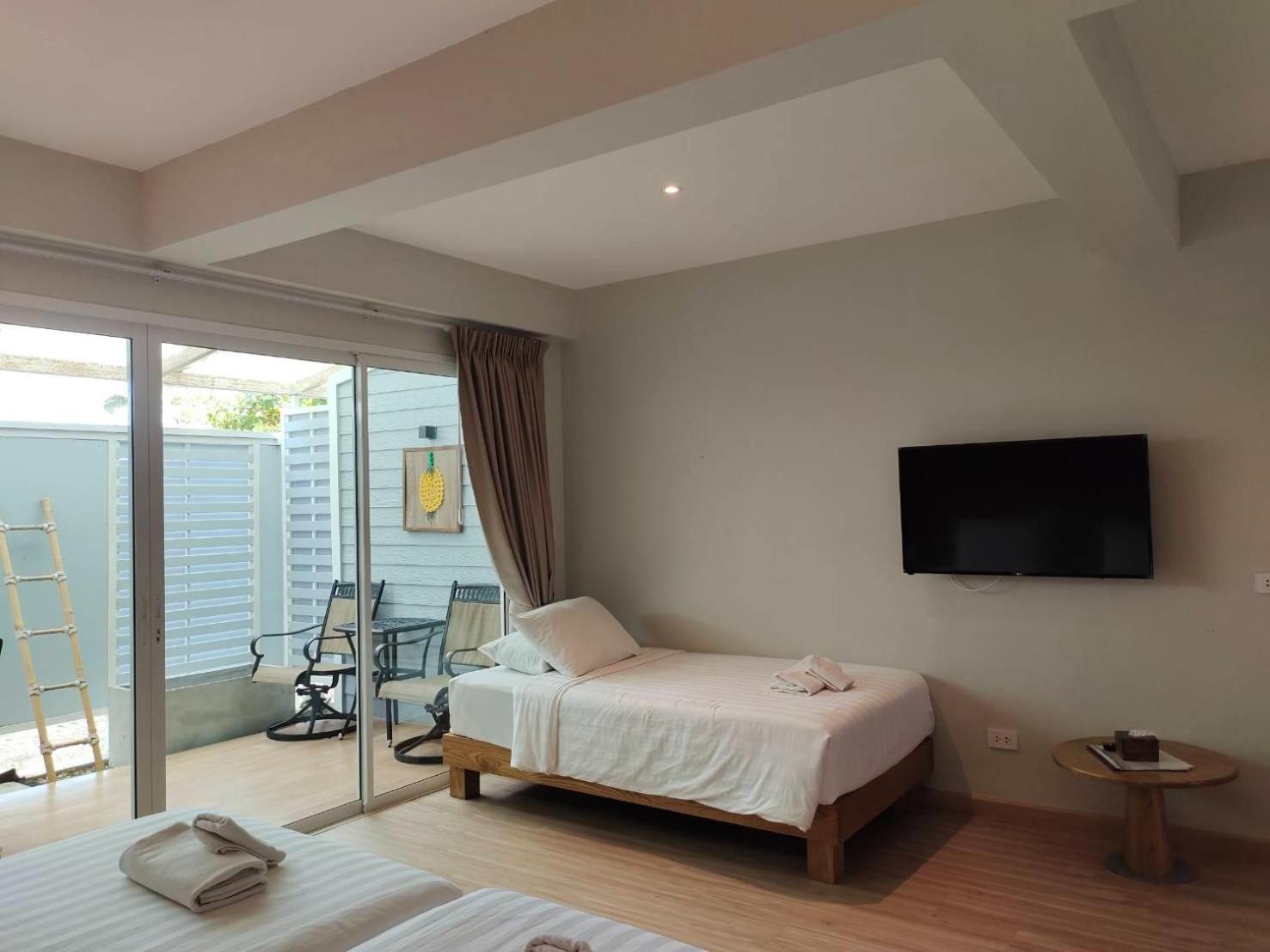 Seaman Resort Haad Chao Samran Exterior foto